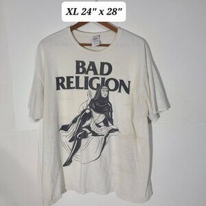 Bad Religion Nun Smoking White Distressed/Stained Boxy White XL Men's T Shirt